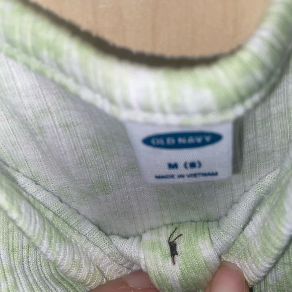 Old navy ribbed  tank size M (8) - Picture 3 of 3